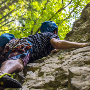 knee pain Outdoor rock climber